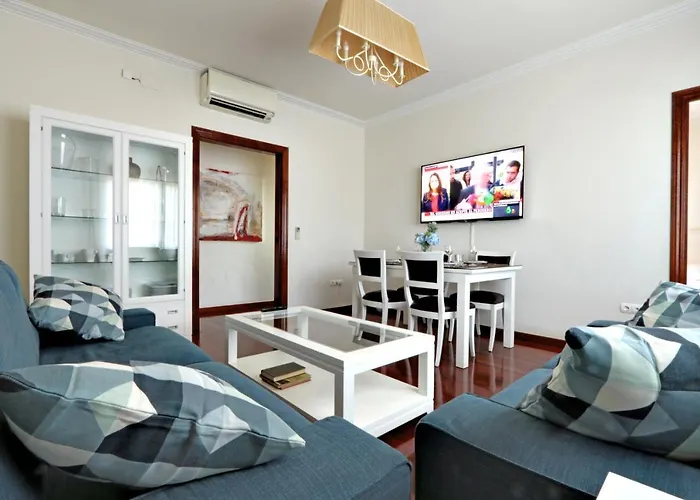 Classbedroom Fira Business Apartment