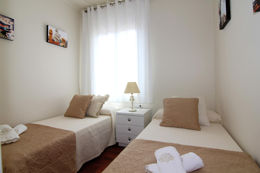 Appartement Classbedroom Fira Business *